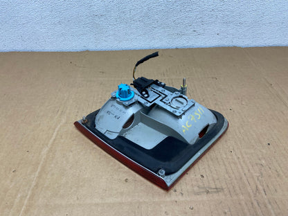1995-1999 Mercedes-Benz E W210 Wagon Right Passenger Tail Light Inner AC7511 LK4