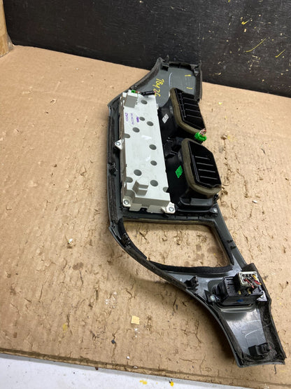2005 to 2010 Honda Odyssey  Radio Climate Control Dash Trim Bezel T8426 DG4