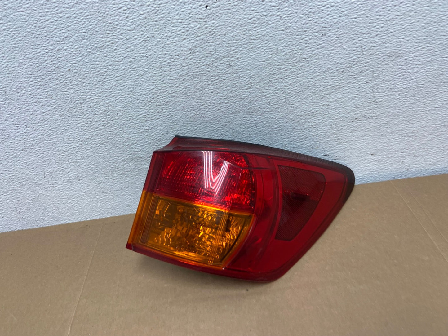 2006-2008 Lexus IS250 Right Passenger Rh Side Outer Tail Light OEM AC5561 LK0