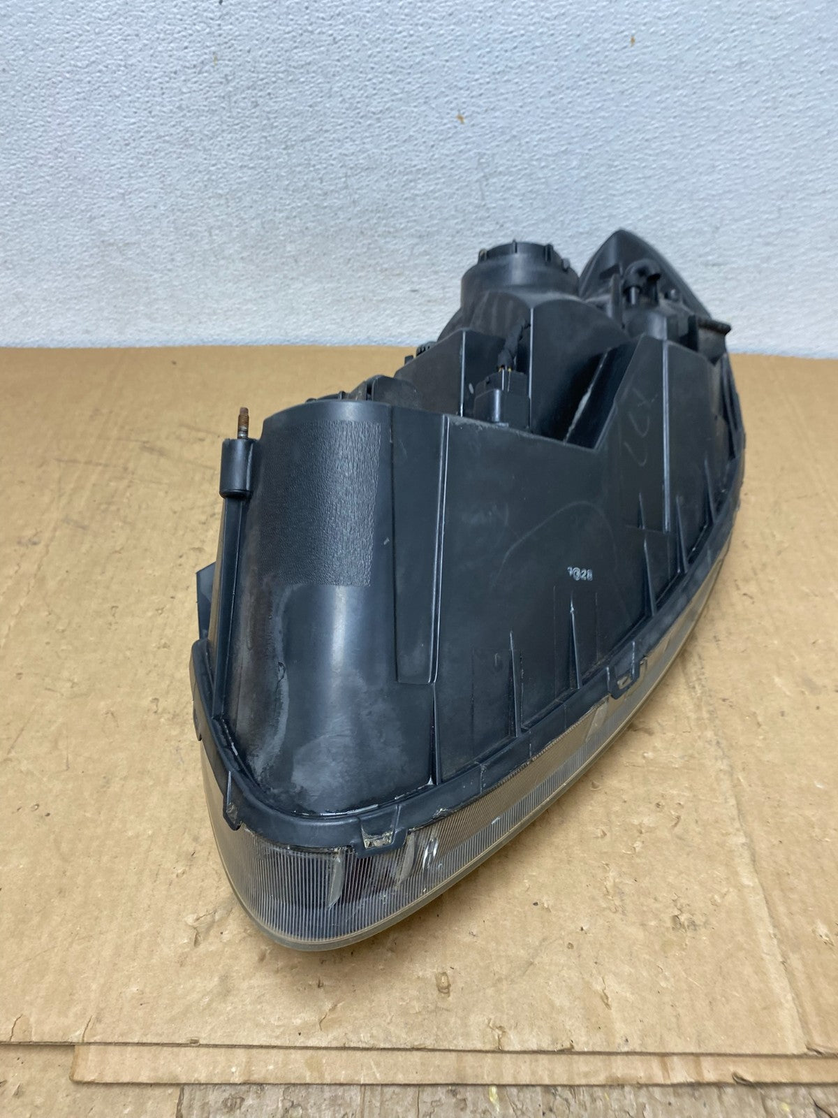 2007 2008 2009 Hyundai Santa Fe Right Passenger Halogen Headlight AD1239 DW5