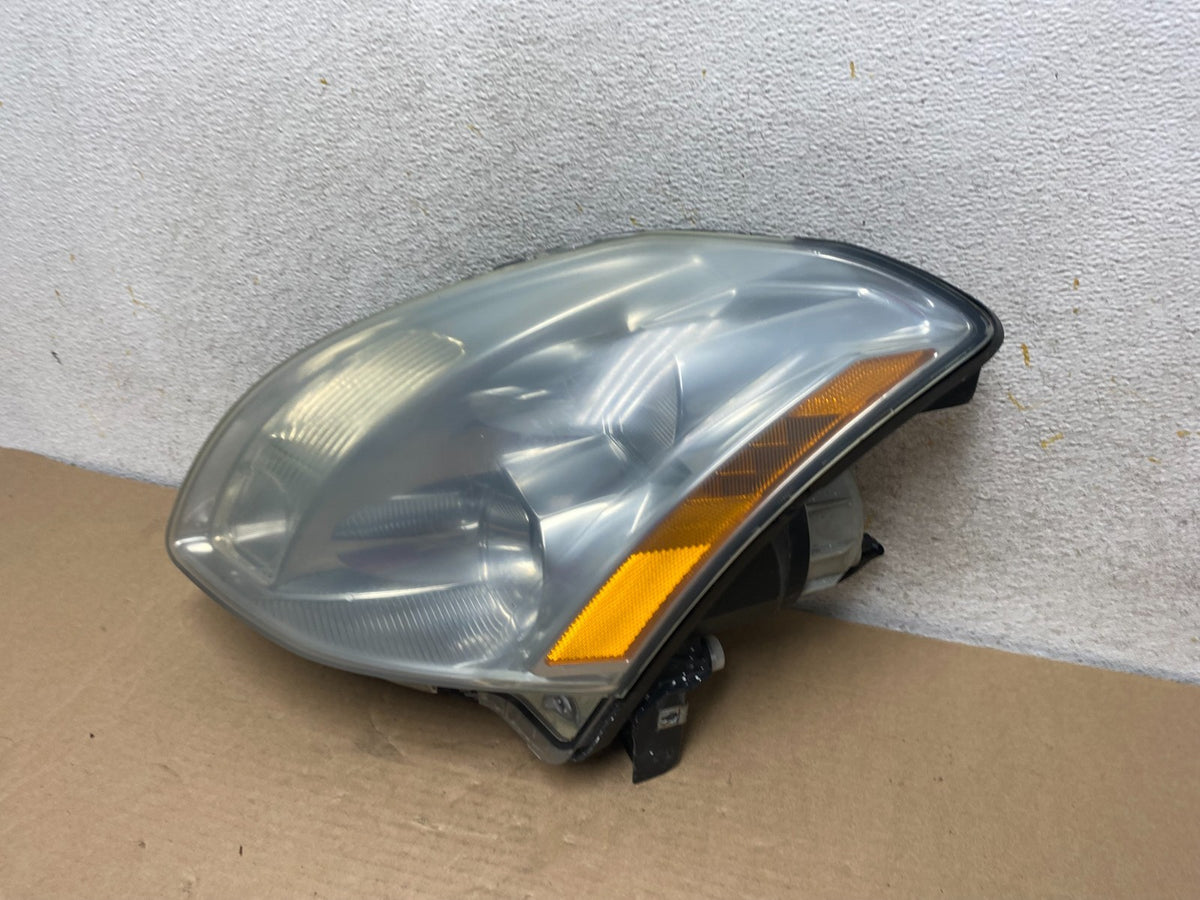 2004 to 2006 Nissan Maxima Left Driver Side Headlight Halogen AH9369 DW1