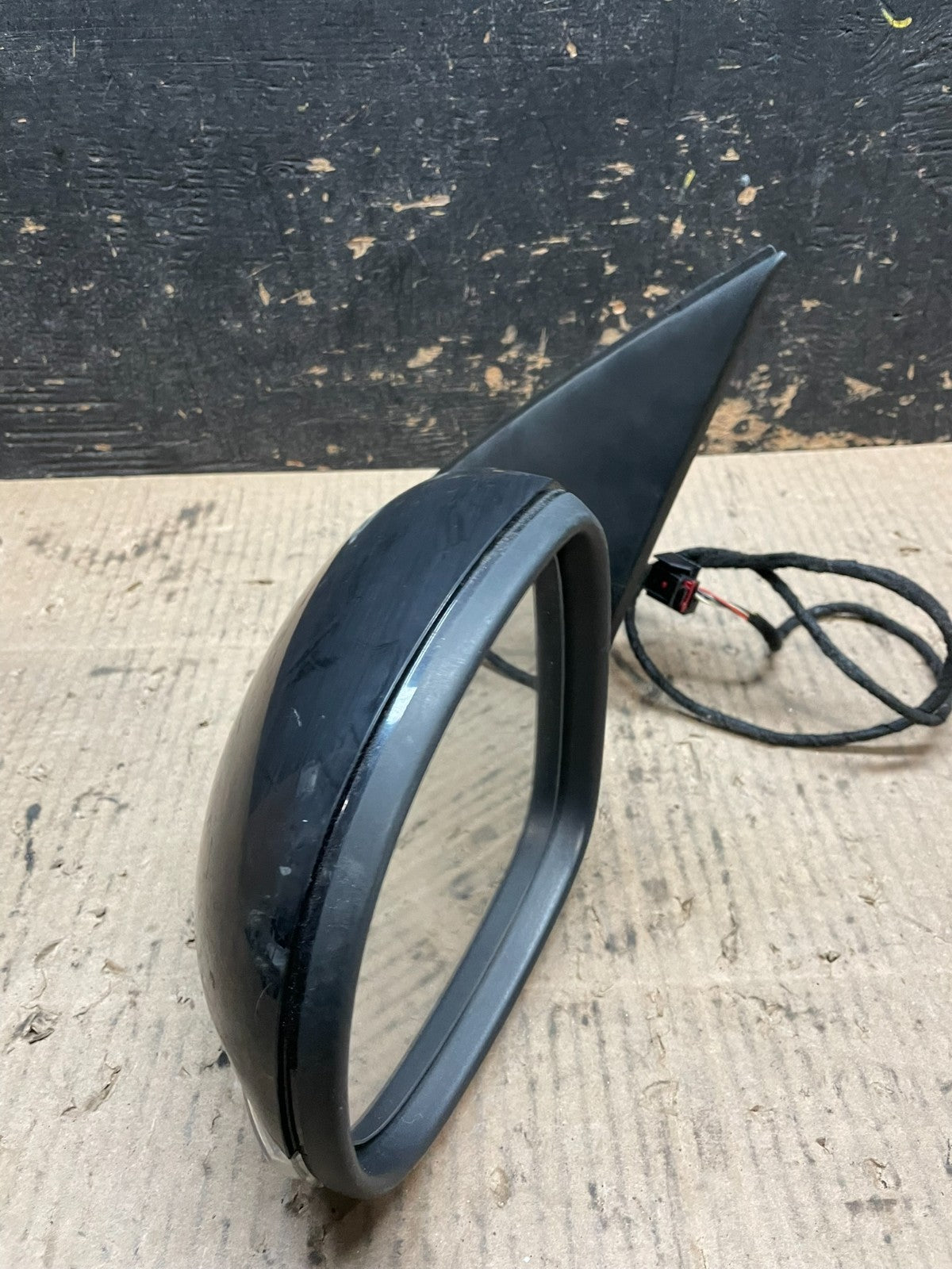 2009 to 2018 Volkswagen Tiguan Left Driver LH View Door Mirror Oem Y1310 GD9