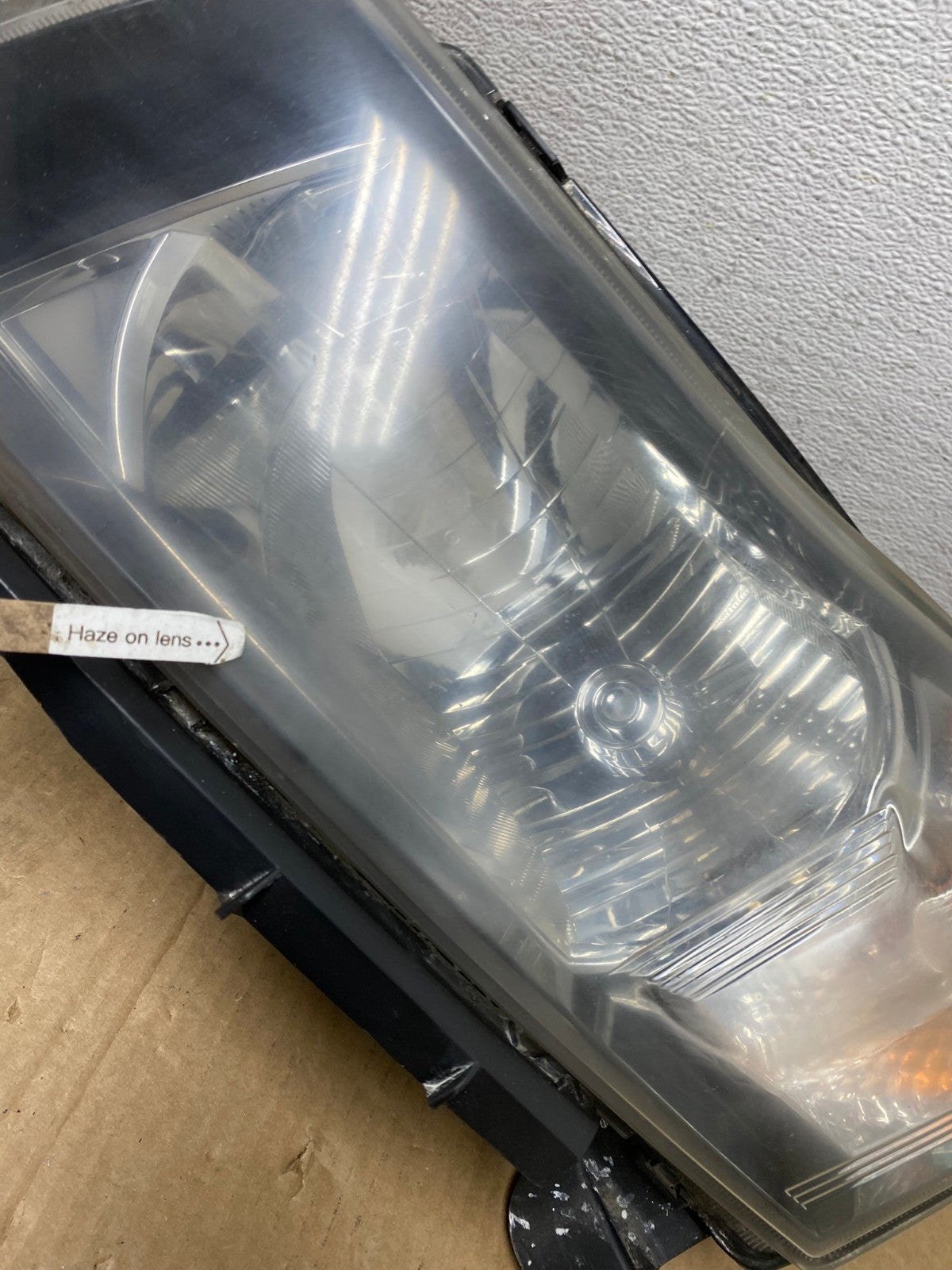 2011 to 2015 Chevrolet Cruze Halogen Left+Right Set Headlights AG2154 LK6