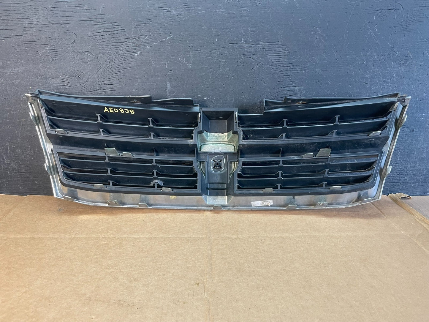 2008-2010 Dodge Grand Caravan Front Grill Grille 05113126aa ae0838 DG3