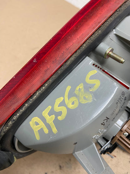 1996 - 1999 Mercedes-Benz E W210 E320 Left Driver Side Tail Light AF5685 LK5