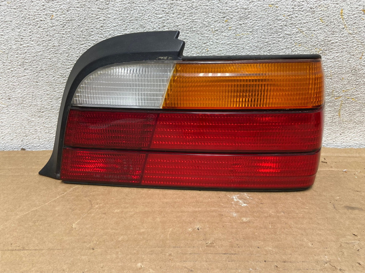 1992 to 1998 BMW 3-Series E36 M3 Coupe Right Passenger RH Tail Light AH8469 LK0