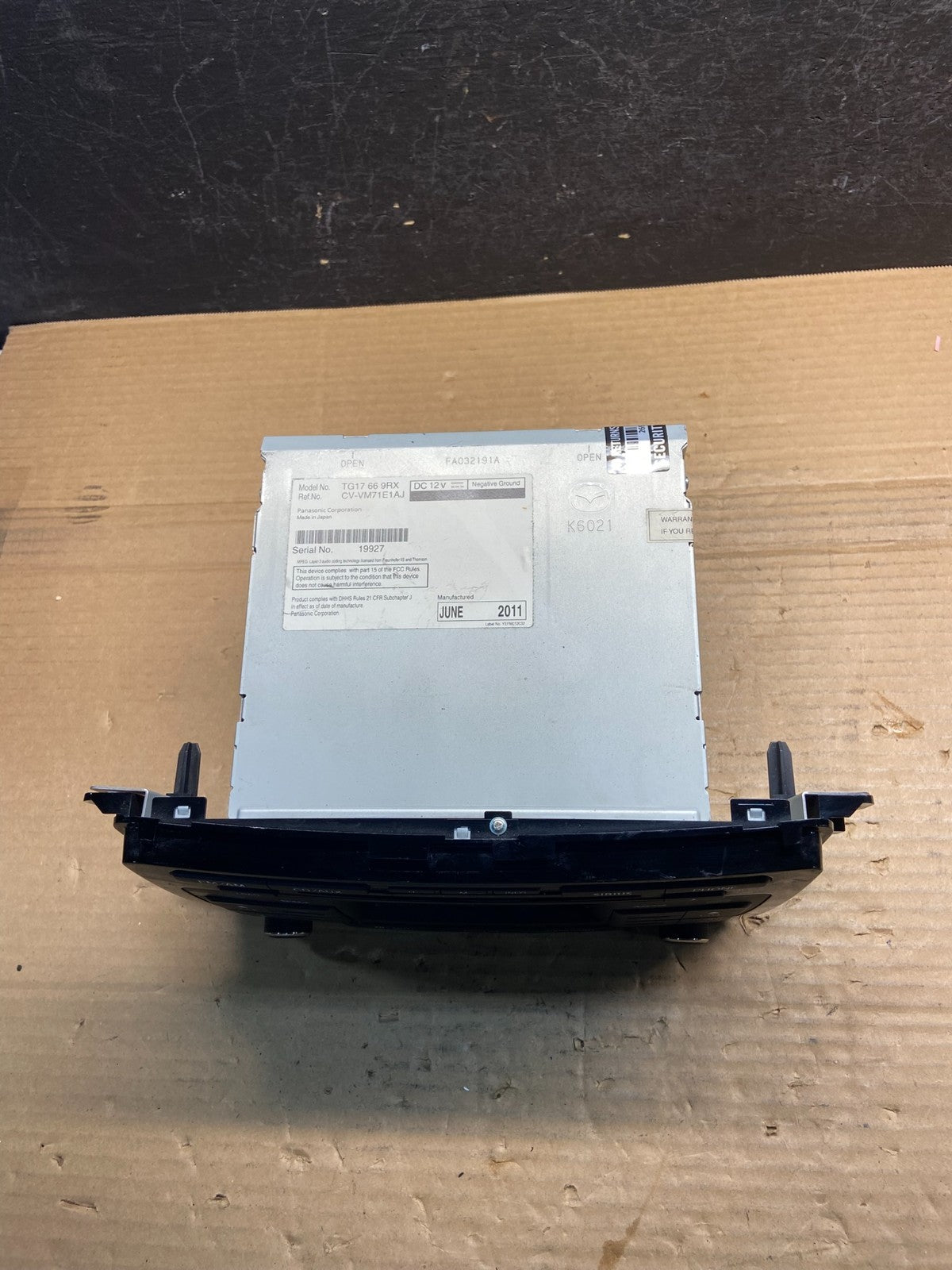 2011 2012 Mazda CX9 CX-9 Radio Stereo CD MP3 Player Screen Display AE2580 DG3