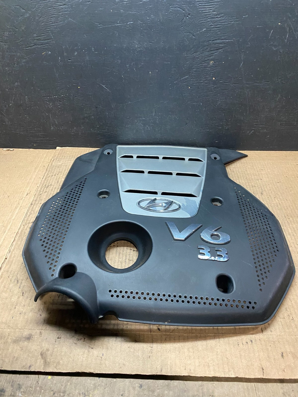 2006 to 2010 Hyundai  Sonata Azera V6 Engine Motor Shield Cover OEM G2935 DG10