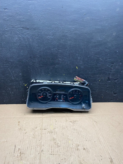 2009 to 2010 Mercury Marquis Speedometer Cluster Gauge Oem P5586 DG0