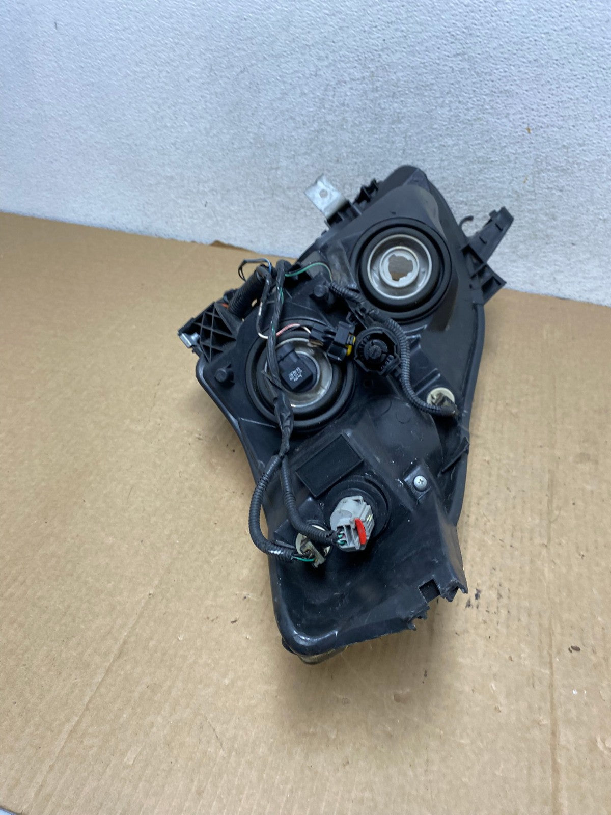 Sedan 2010 2011 2012 Nissan Altima Headlight Right Passenger Rh AG2046 LK7