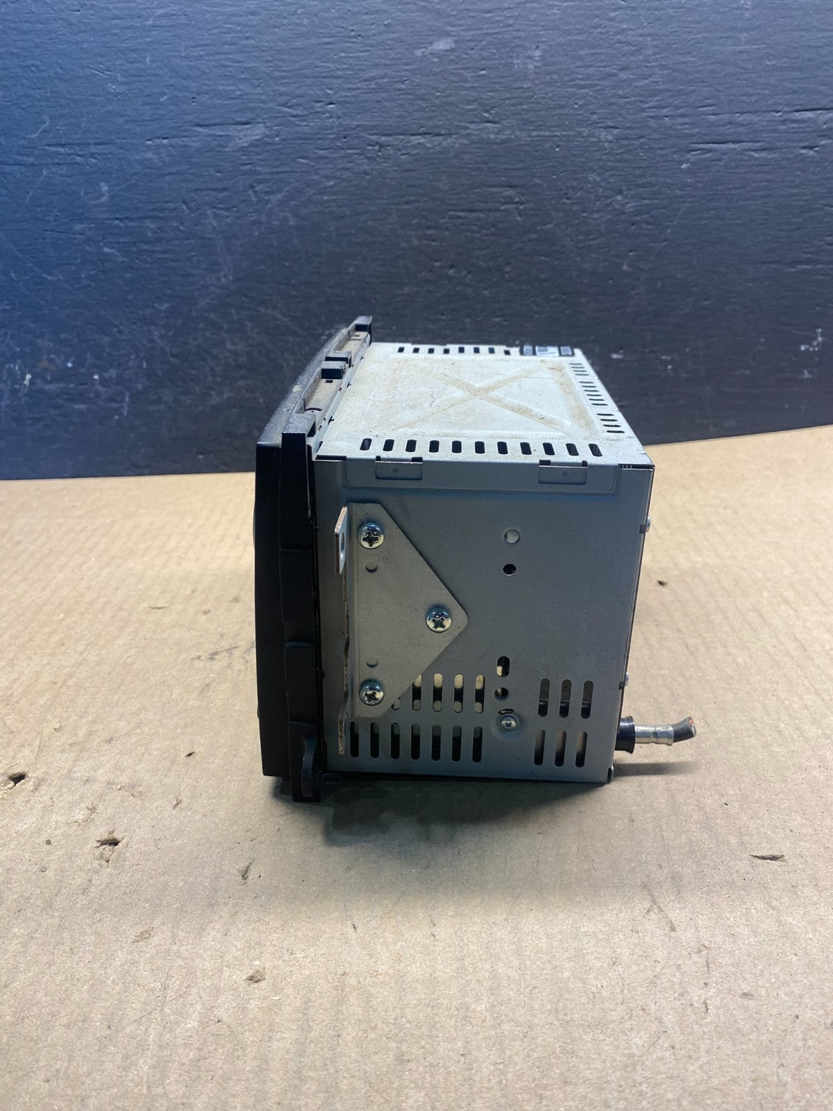 2008-2013 Ford E150 E250 E350 AM FM Radio Stereo Receiver AC8910 DG1