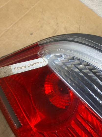 2004 - 2007 BMW 5 Series E60 Right Passenger RH Side Tail Light OEM T5415 DW4