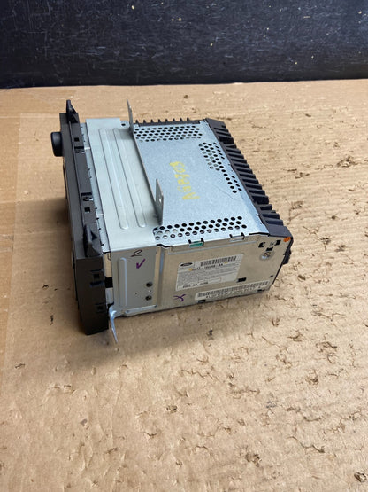 2003 - 2005 Lincoln Town Car AM/FM Radio Tape CD Player AG8703 DG2