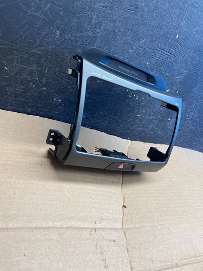 2011 - 2016 Kia Sportage Center Dash Radio Bezel af1783 DG1