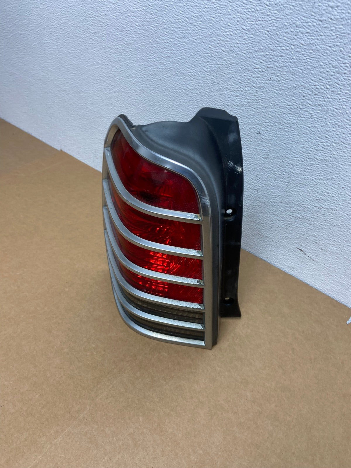 2005 2006 2007 Mercury Mariner Left Driver Side Tail Light AC1647 LK1
