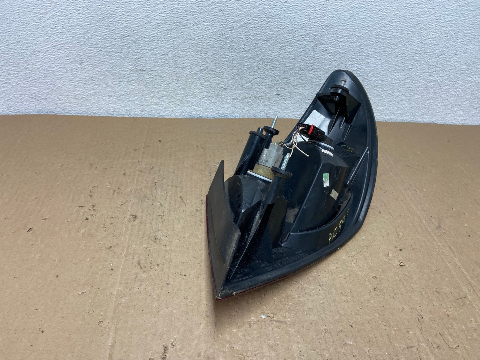 2008 Chrysler Sebring Convertible Left Driver LH Side Tail Light AC5935 LK5