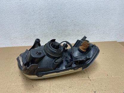 2005 - 2006 Mazda Tribute Left Driver LH Halogen Headlight AE6135 DW7