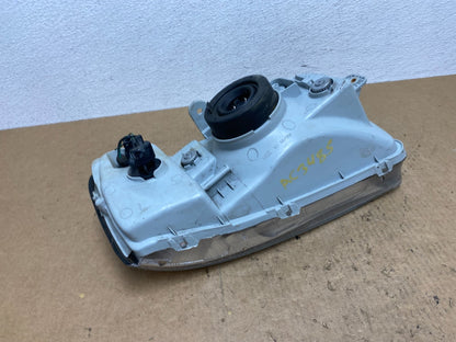 2000 to 2002 Hyundai Accent Left Driver Halogen Headlight AC3485 DW6