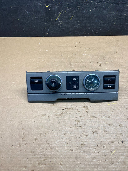 2002-2005 Range Rover L322 Center Clock Panel DSC Switch Control Power S6717 DG0