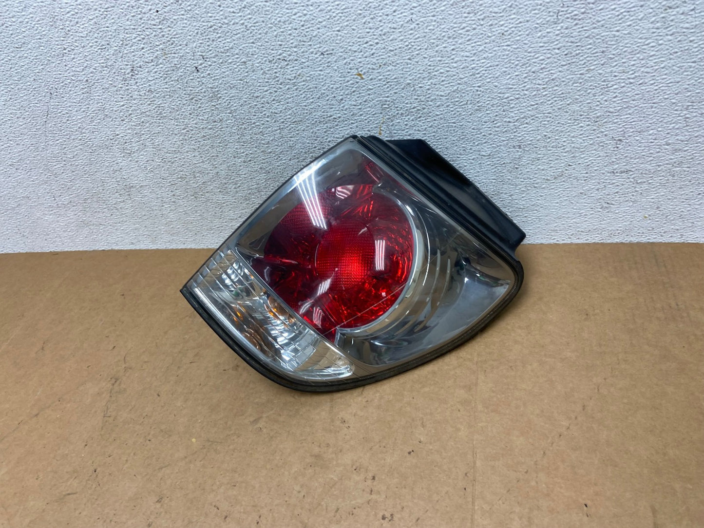 2001 2002 2003 Lexus Rx300 Right Passenger Rh Side Tail Light AE3183 LK1