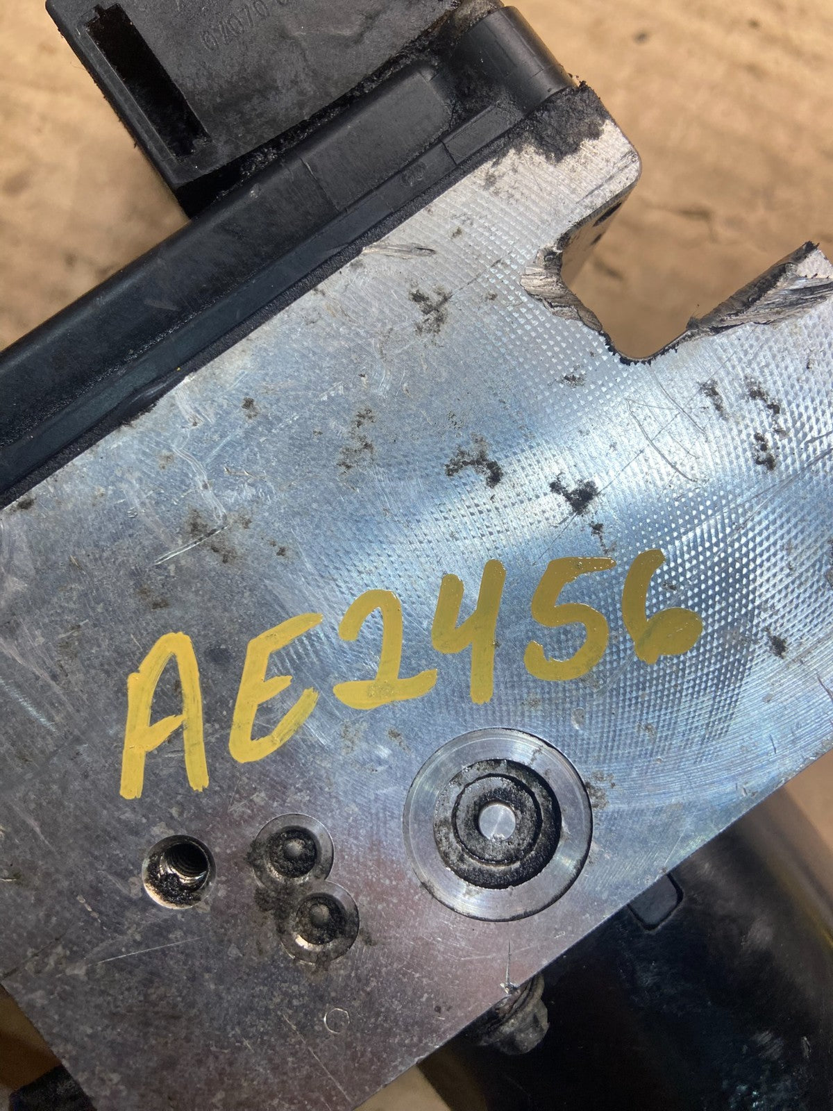 2006 2007 Ford E250 E350 Econoline Anti-Lock ABS Antilock Brake Pump AE2456 DG7
