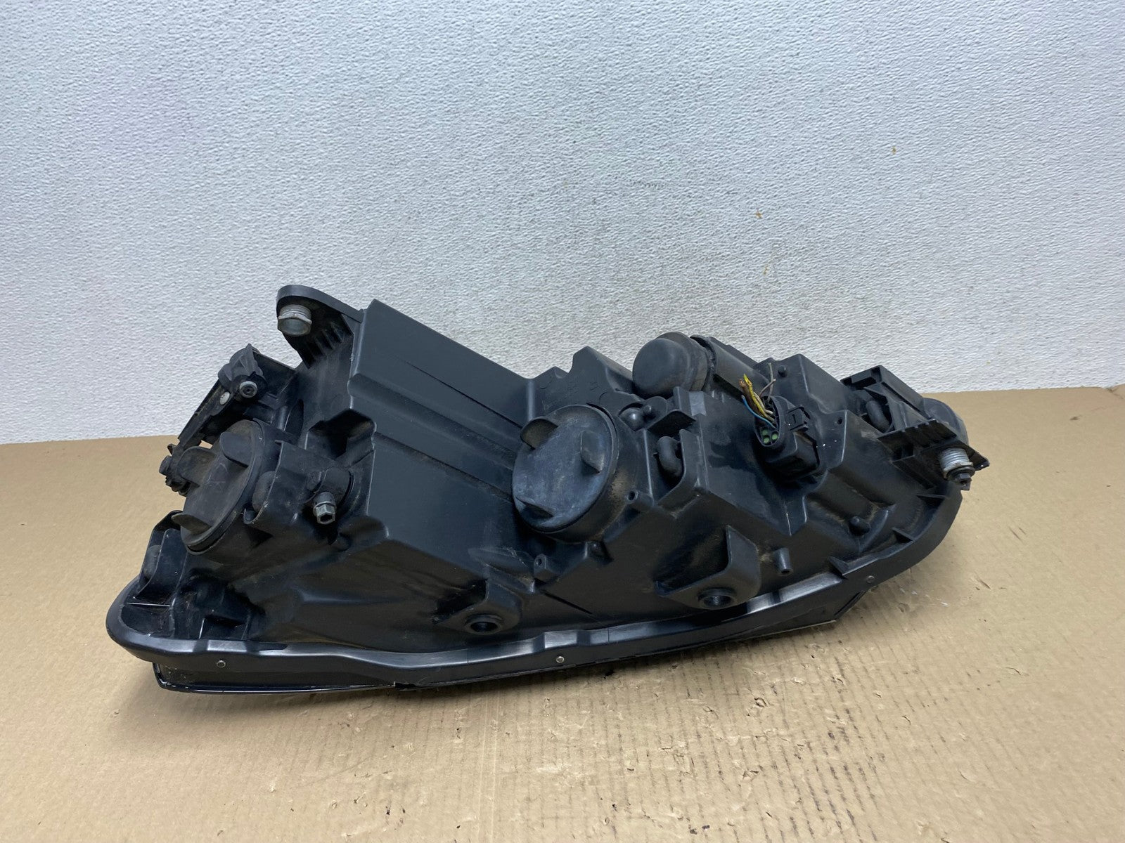 2012-2015 Volkswagen Passat Right Passenger RH Halogen Headlight DEPO AE7093 LK6