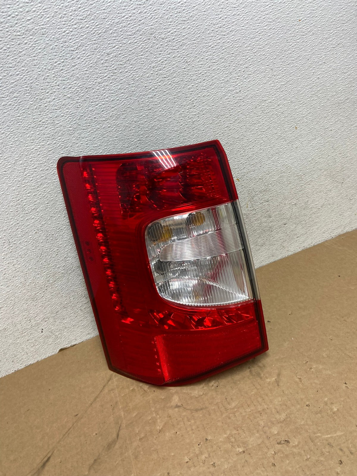 2011-2016 Chrysler Town and Country Left Driver Side Tail Light AG0476 LK2