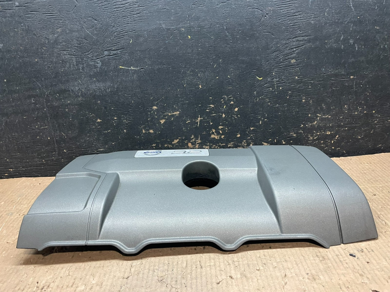 2005 to 2011 Volvo S80 3.2L Upper Top Engine Motor Dust Cover Oem Y6573 DG3