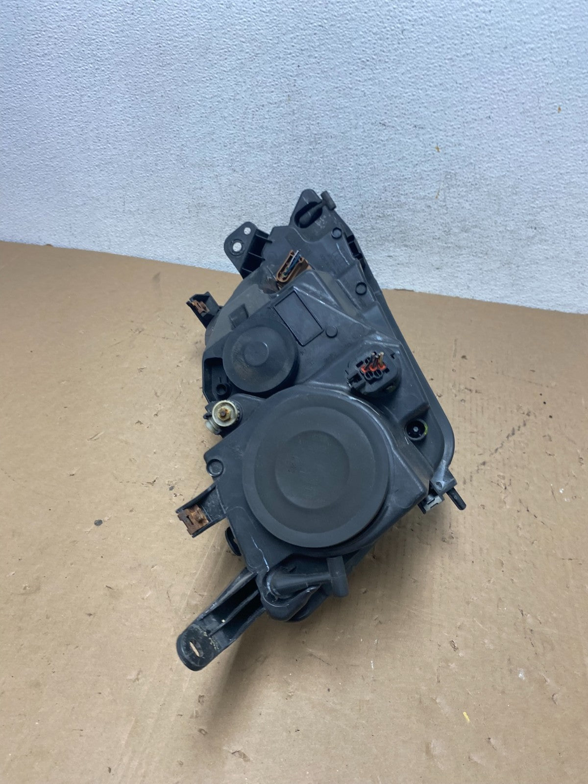 2010 2011 2012 Ford Fusion Left Driver LH Side Headlight Halogen AD8010 DW8