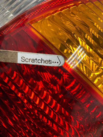 2001 2002 2003 2004 Hyundai Santa Fe Right Passenger Rh Tail Light AE8925 LK3