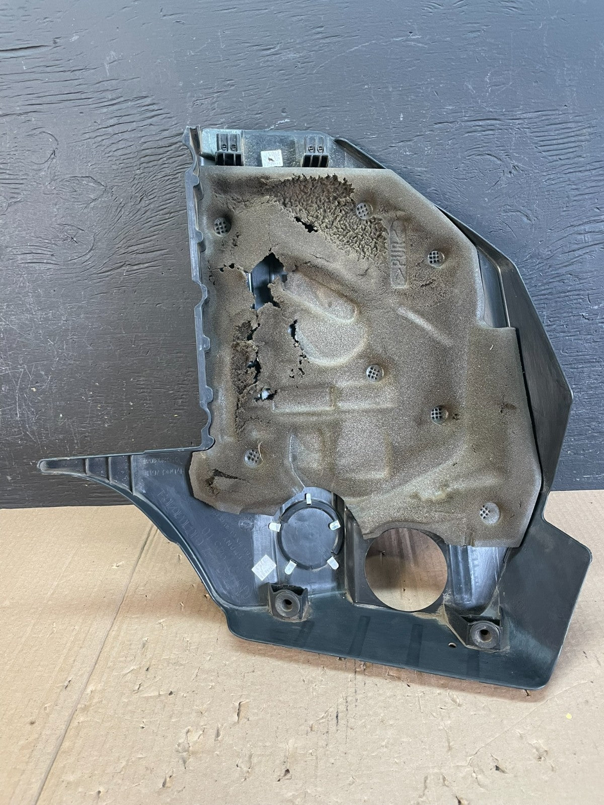 2011 to 2016 BMW 535I TwinPower Turbo Plastic Engine Cover Shield AD8702 DW5
