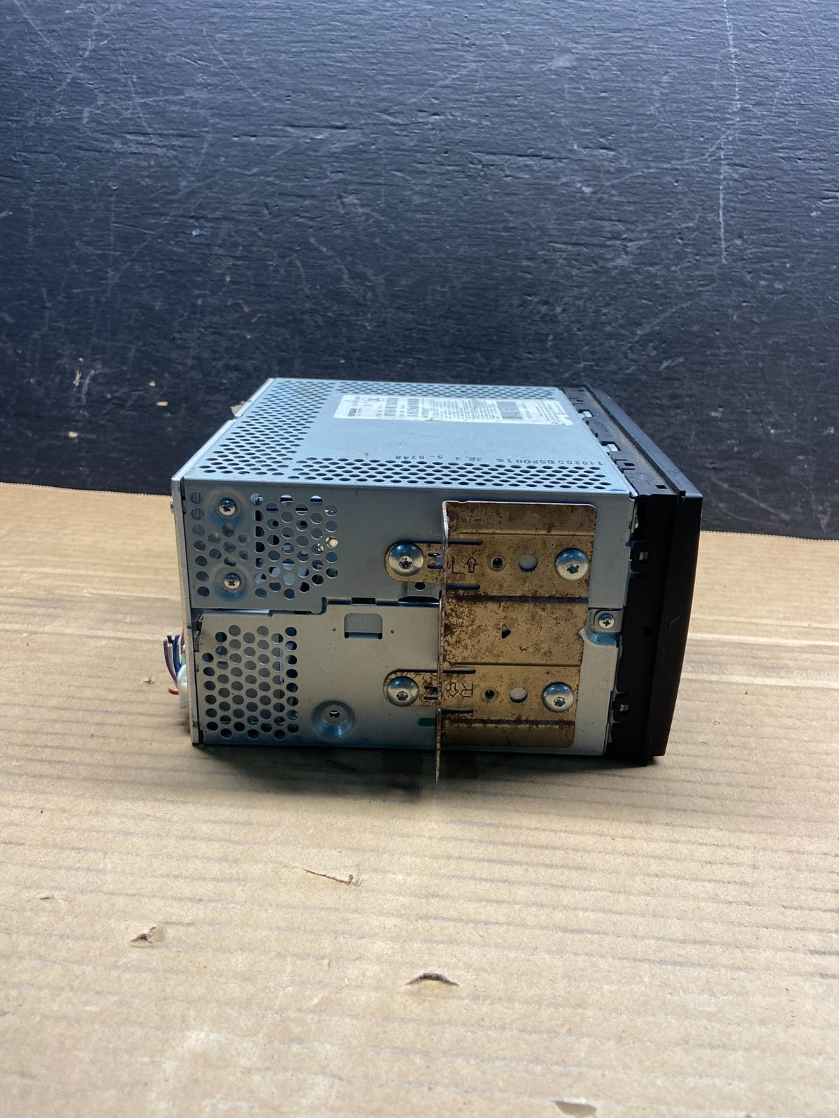 2013 - 2017 Nissan NV200 AM/FM Radio CD Player AM/FM AE2535 DG2
