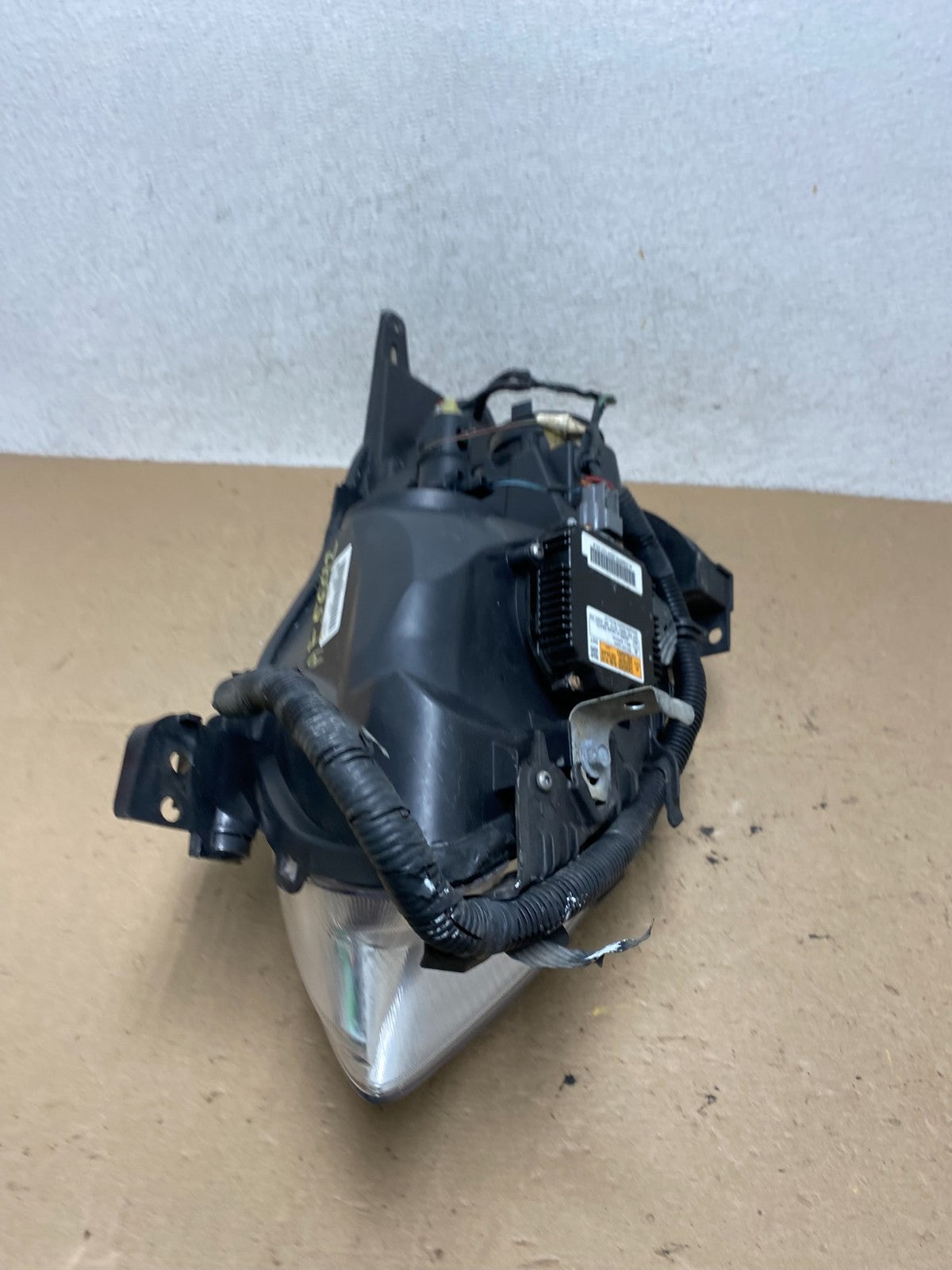 Sedan 2010 - 2012 Nissan Altima Headlight Xenon Right Passenger Rh AF5692 DW7