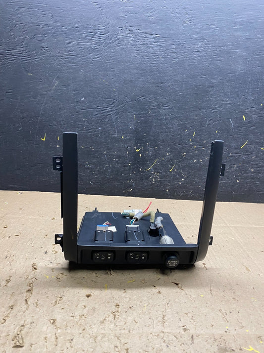 2004 to 2007 Honda Pilot Lower Dash Trim Switch Panel Oem u5380 DG0