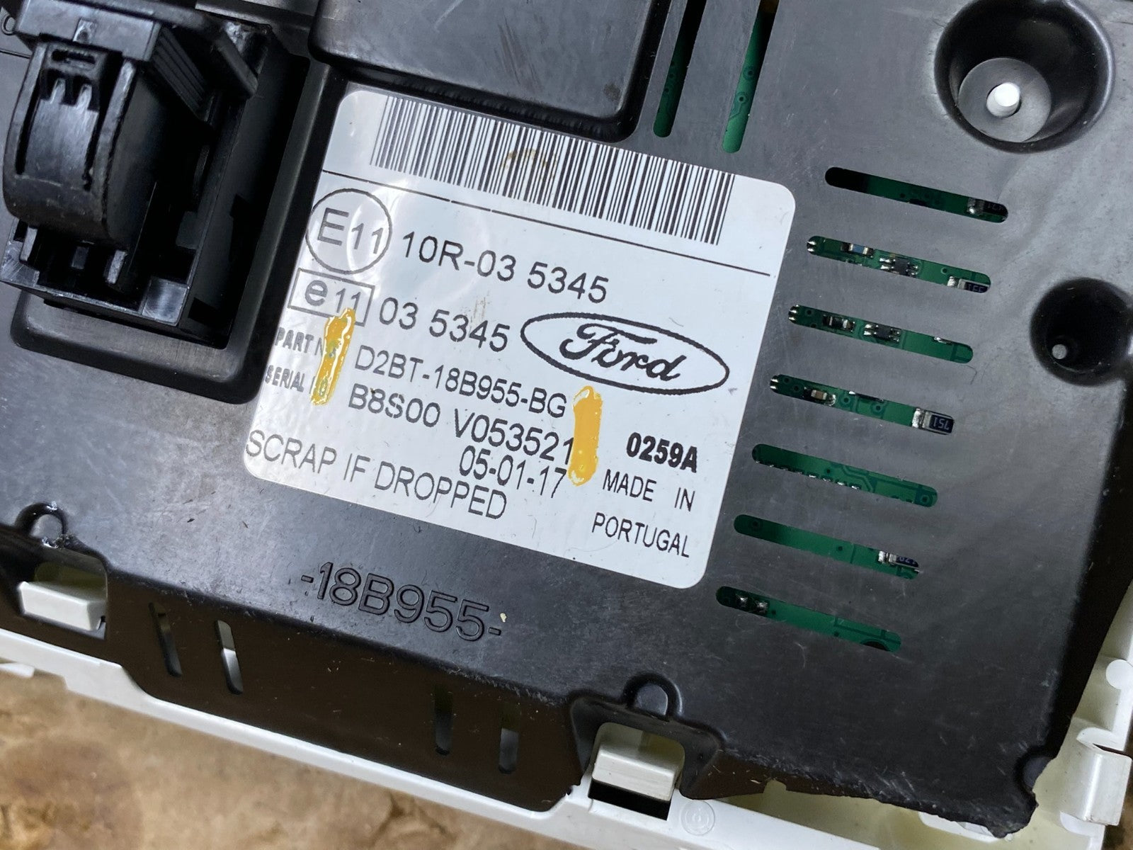 2014 2015 2016 Ford Fiesta Radio Information Screen Display  Oem Z4542 DG5