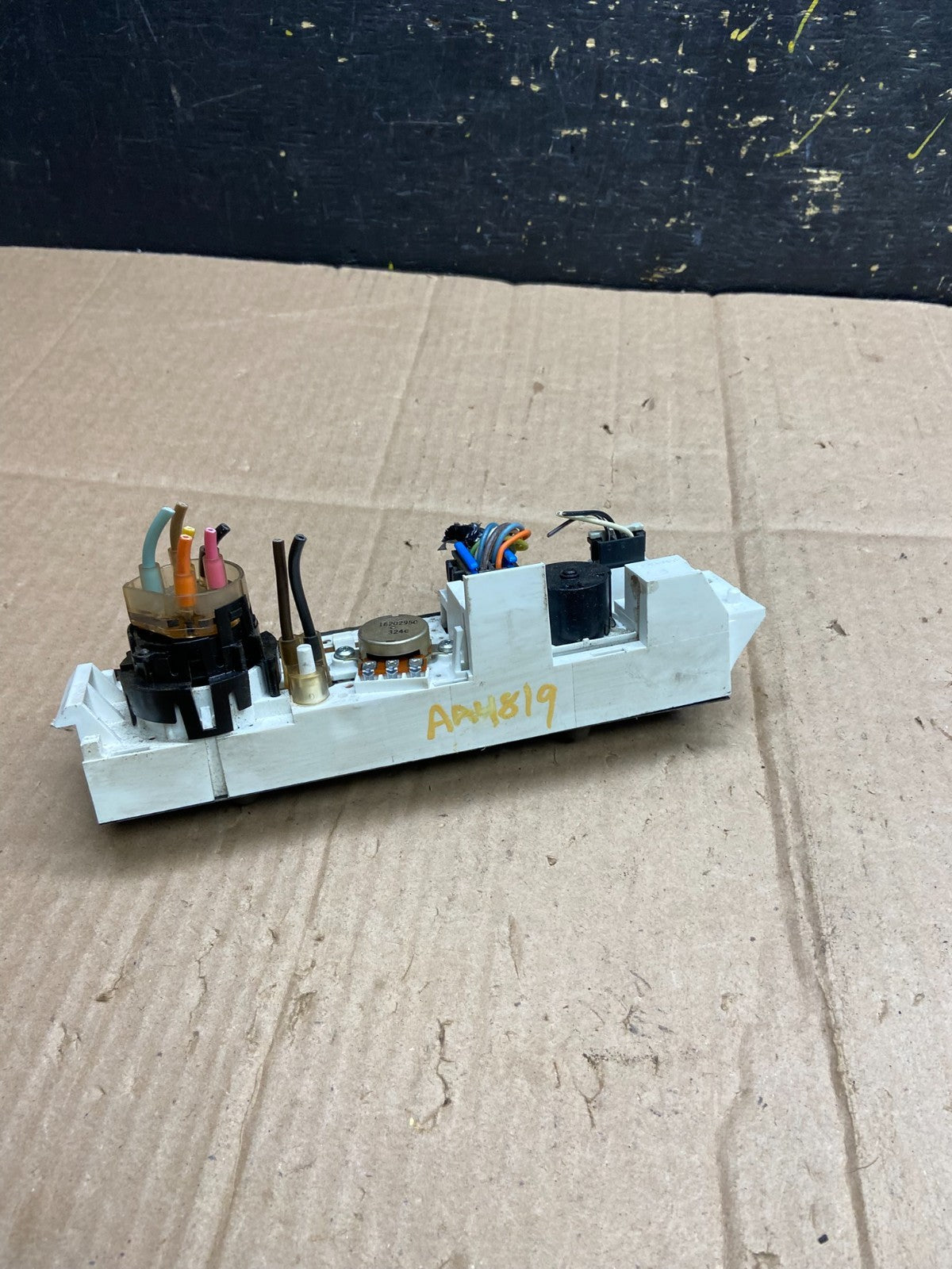2001 - 2007 GMC Chevrolet Astro Express Climate Control A/C AA4819 DG4