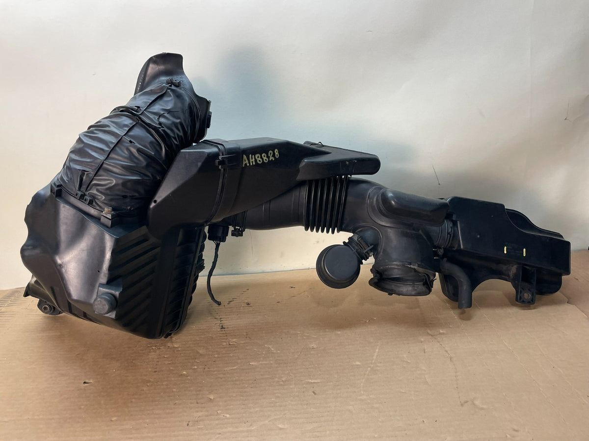 2009-2012 Hyundai Genesis Sedan 4.6L Air Intake Resonator ah8828 DG4