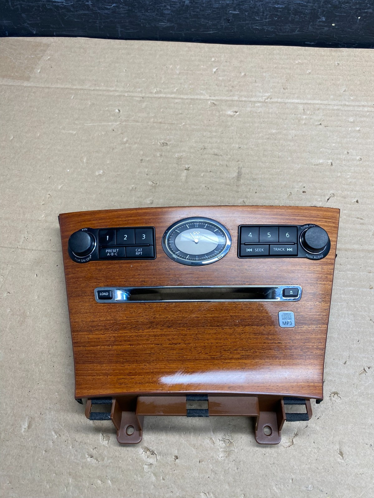 2006 to 2007 Infiniti M35 M45 Radio Audio Control Panel ag5279 DG0