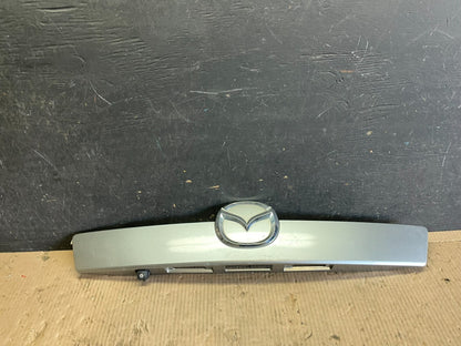 2007-2009 Mazda CX-9 Trunk Lid Garnish Panel Molding Trim Backup Camera M2944 DG0