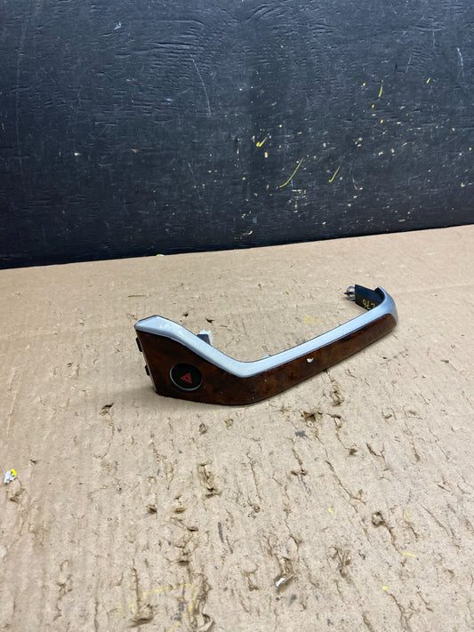 2009-2010 Nissan Murano Dash Trim Panel With Hazard Buttom Switch OEM t6276 DG0