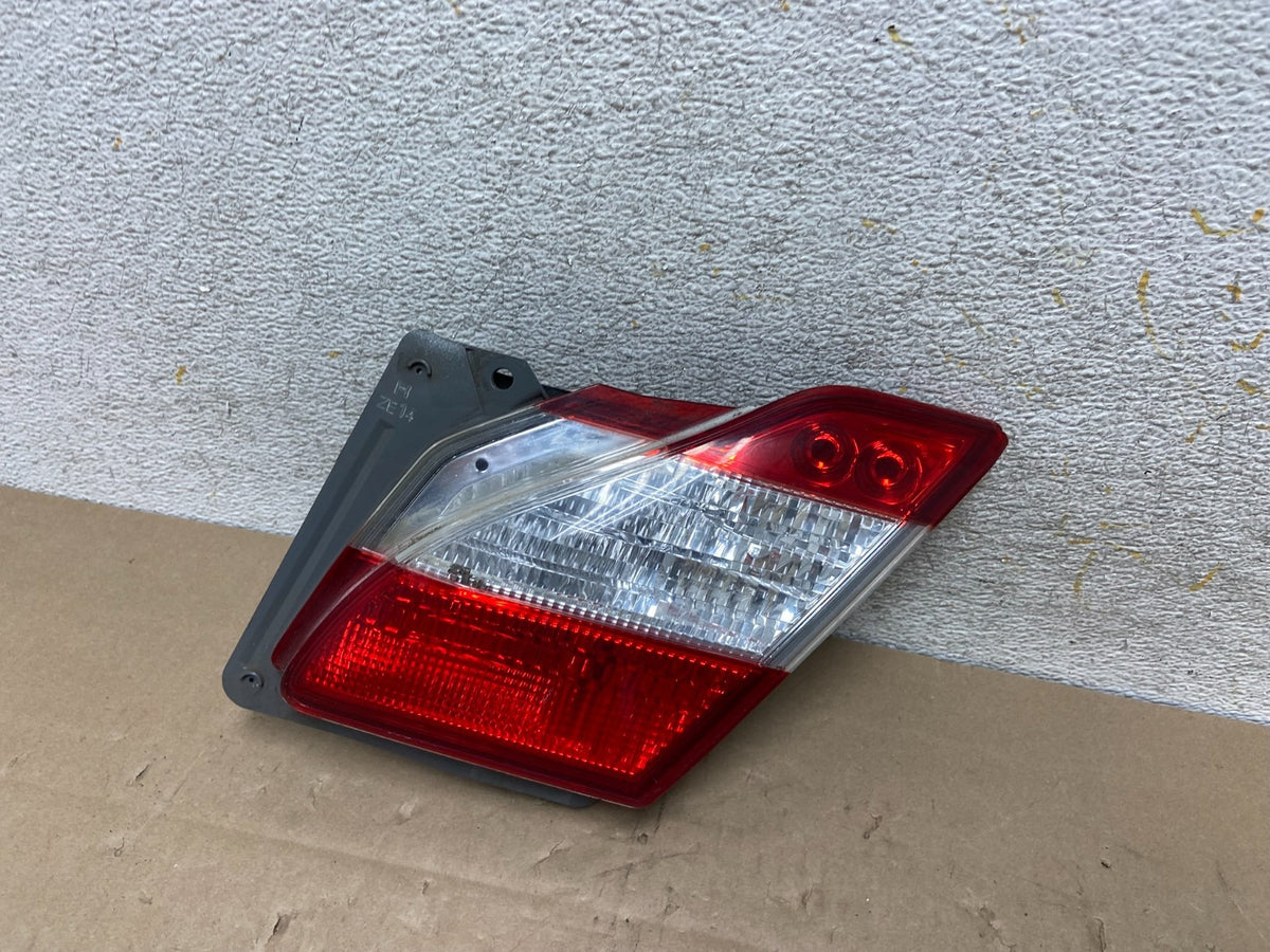 2011 2012 2013 Infiniti M37 M56 Right Passenger RH Inner Tail Light ai2318 DG1