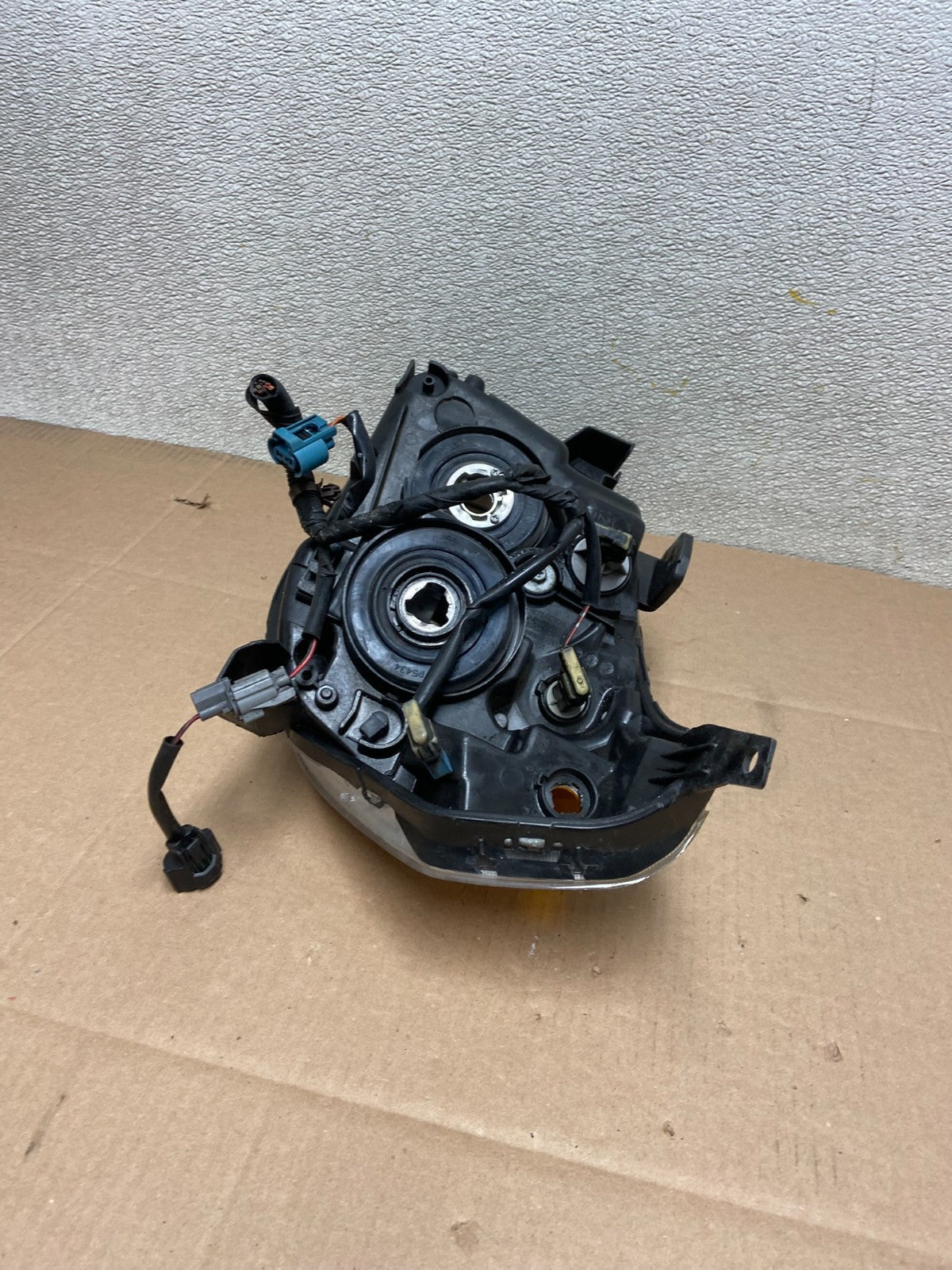 Halogen 2006 2007 2008 Honda Pilot Right Passenger RH Headlight TYC Y0940 DW7