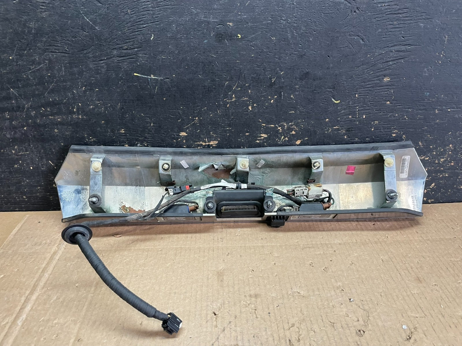 2010-2015 Gmc Terrain LiftGate Handle Trim Back Up Camera Chrome Panel AB3200 DG9