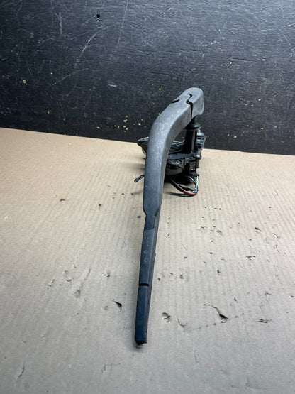 2013 to 2017 Buick Enclave Windshield Rear Wiper Motor x0469  DG4