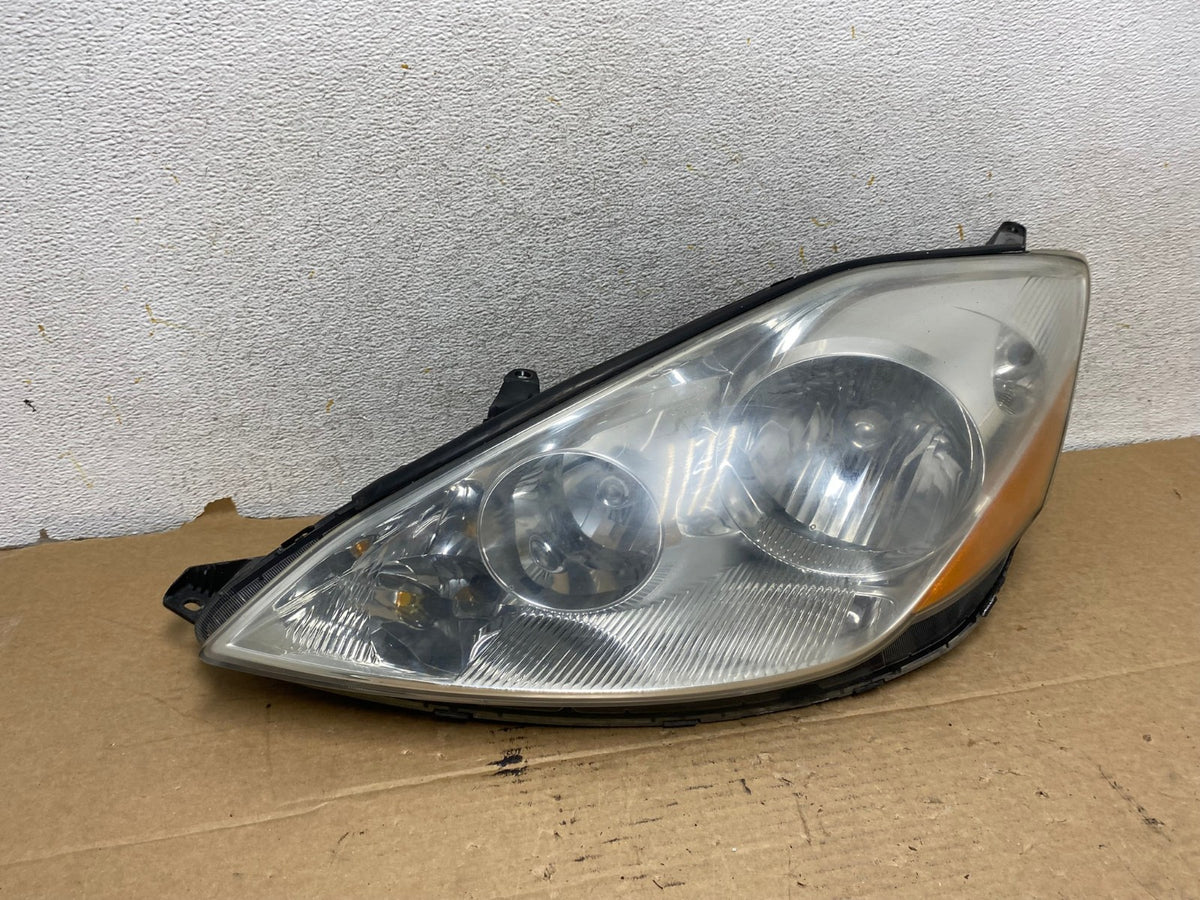 2006 to 2010 Toyota Sienna Left Driver Lh Side Headlight Halogen AH8066 LK1