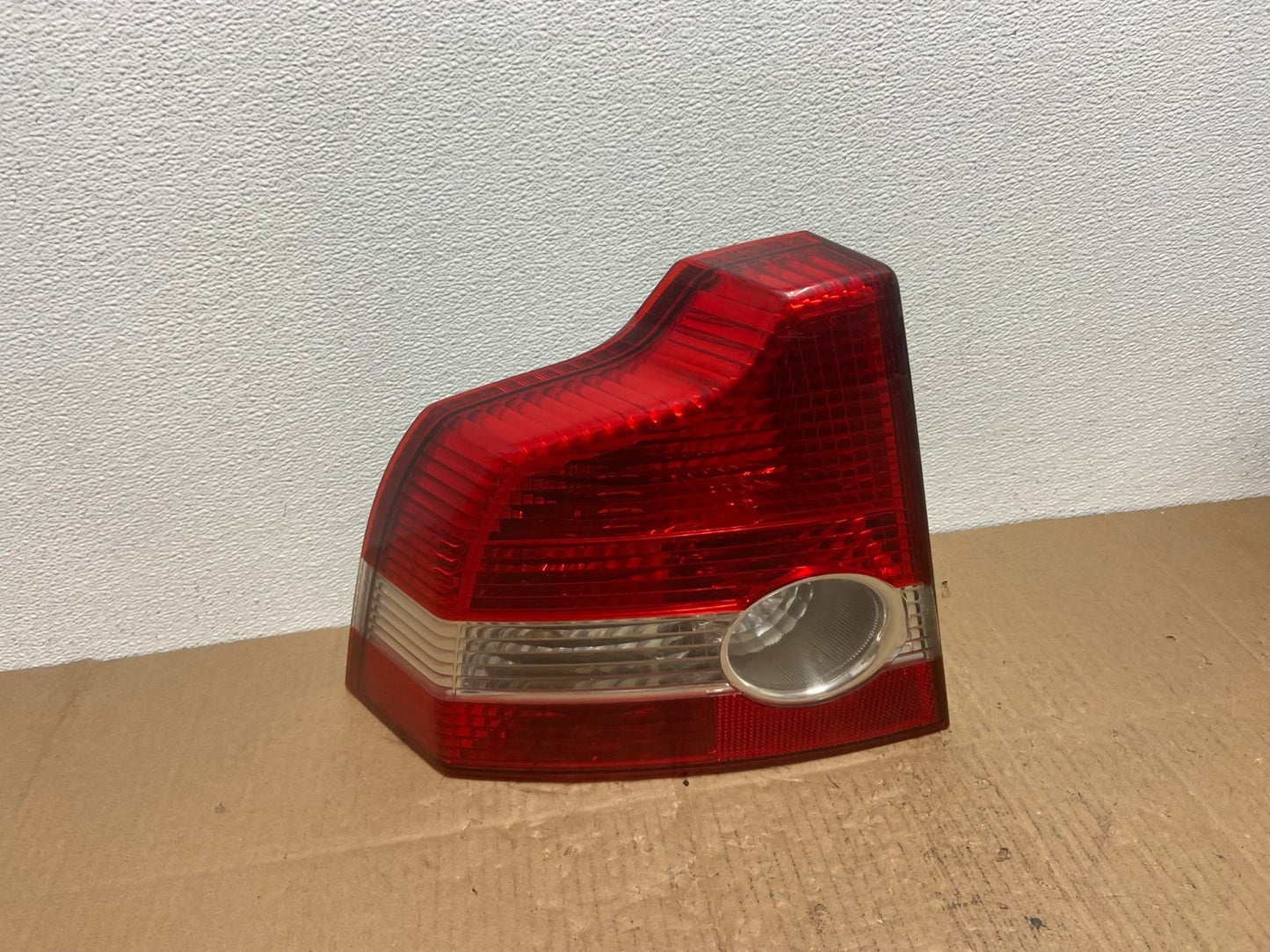 2004 to 2007 Volvo S40 Left Driver LH Side Tail Light OEM AB8220 LK0