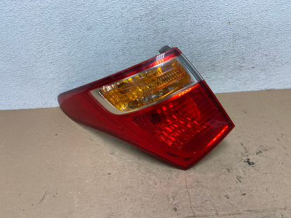 2007 to 2012 Hyundai Veracruz Tail Light Left Driver LH AF4883 LK0