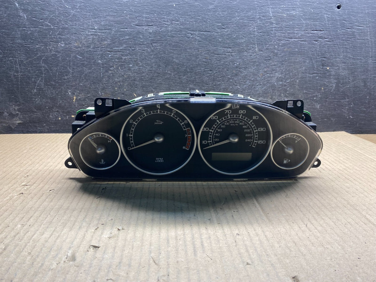 2002 to 2008 Jaguar X-Type Instrument Cluster Gauge Speedometer AI4861 DW0