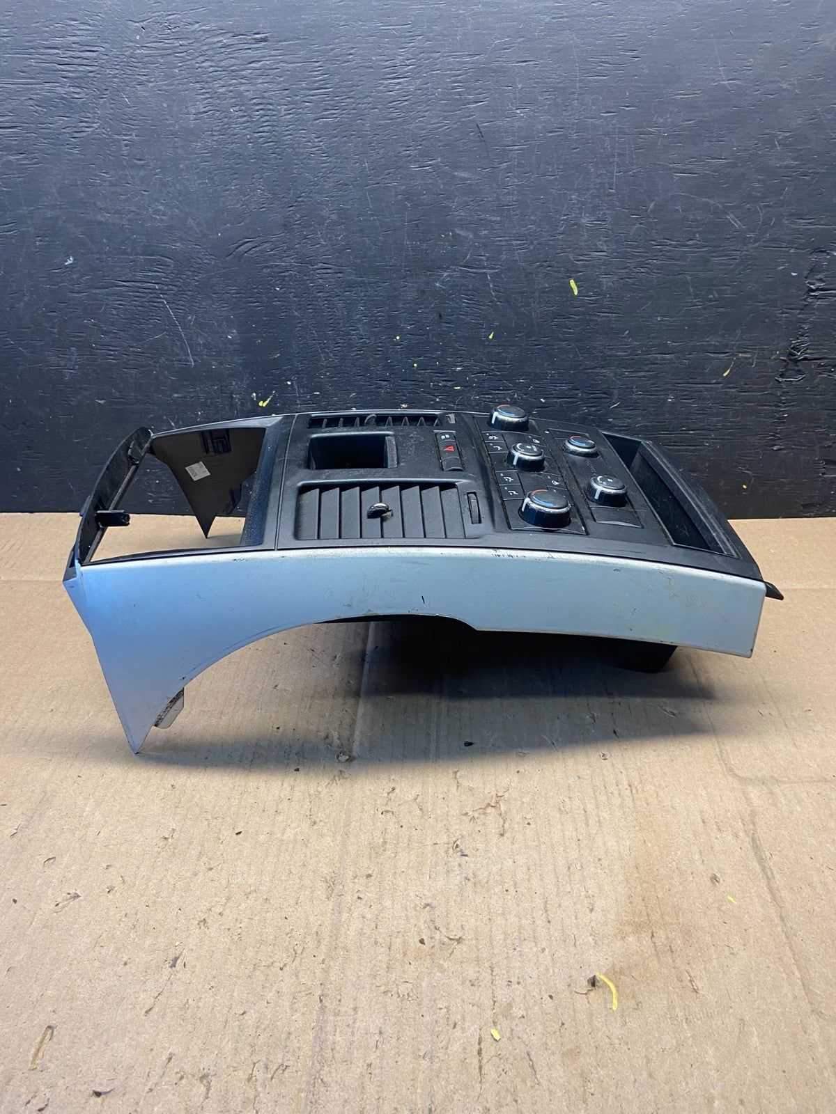 2008-2010 Dodge Grand Caravan  A/C Climate Control Unit Bezel Trim Oem P9328 DG4