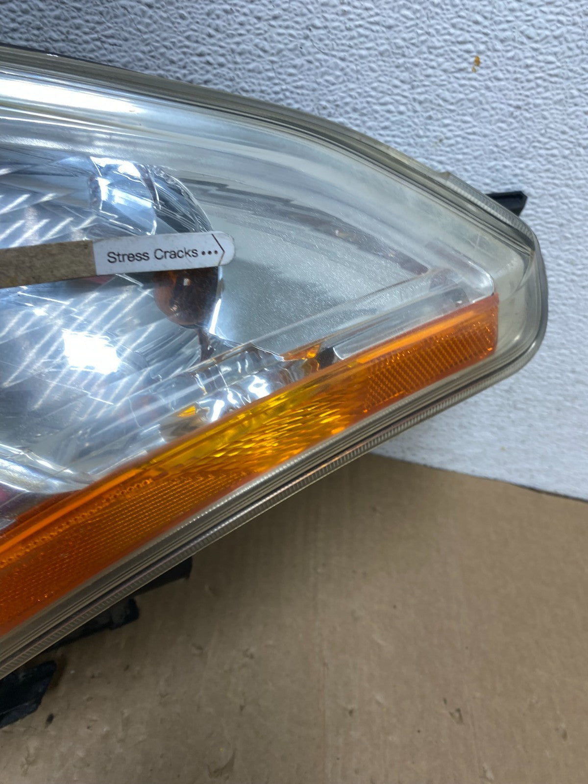 2008 to 2013 Nissan Rogue Left Driver LH Halogen Headlight AG2486 DW4
